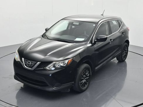 Used 2018 Nissan Rogue Sport S FWD image 28