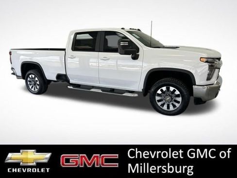 Used 2022 Chevrolet Silverado 2500 LT w/ Convenience Package image 2