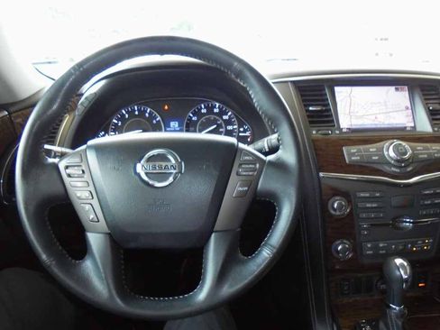 Used 2017 Nissan Armada SV AWD/4WD image 6