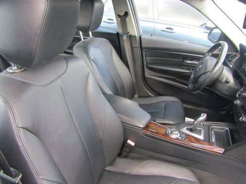 Used 2013 BMW 328i xDrive Sedan image 5