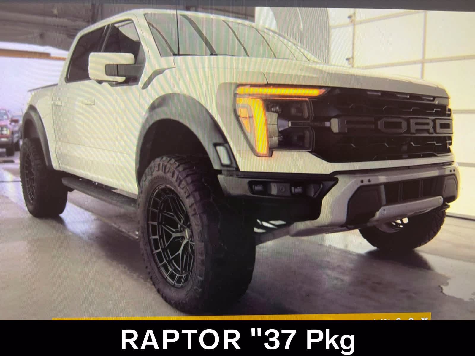 Used 2024 Ford F150 Raptor AWD/4WD image 4