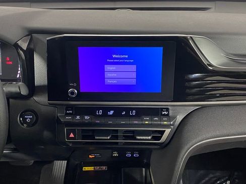 Used 2025 Toyota Camry LE FWD image 14