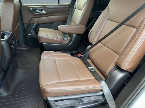 Certified 2021 Chevrolet Tahoe High Country AWD/4WD image 14