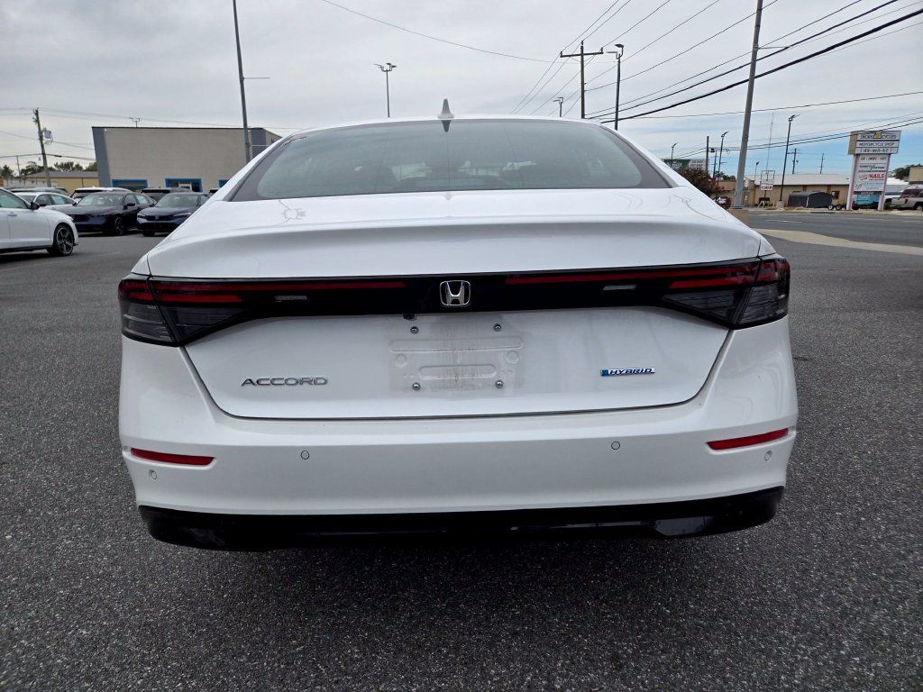 Used 2025 Honda Accord EX-L image 6