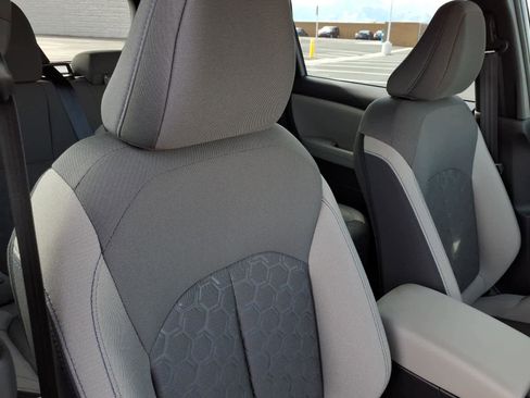 Certified 2025 Subaru Forester w/ Convenience Package #2 image 19