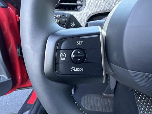 Used 2025 MINI Cooper S image 27