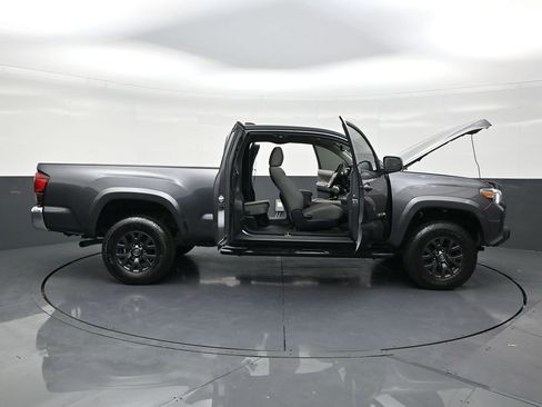 Used 2022 Toyota Tacoma SR5 image 29