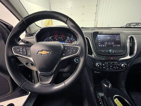 Used 2020 Chevrolet Equinox LT image 37