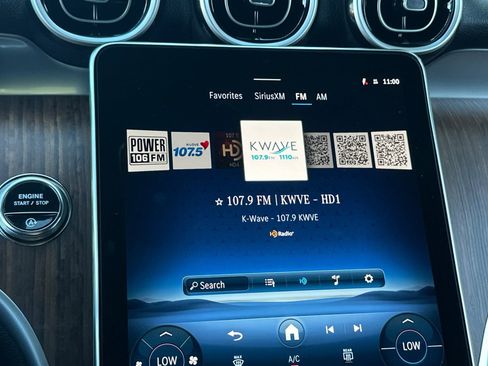 New 2026 Mercedes-Benz GLC 300 image 34