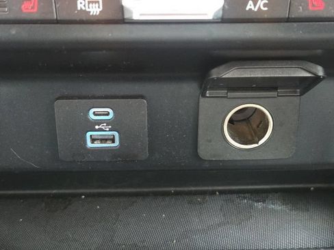 Used 2021 Ford F150 XLT w/ Equipment Group 302A High AWD/4WD image 33