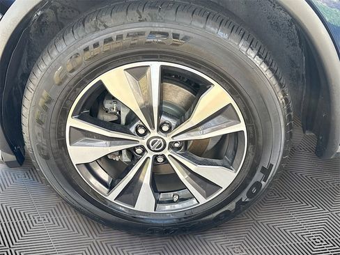 Used 2019 Nissan Murano S image 29