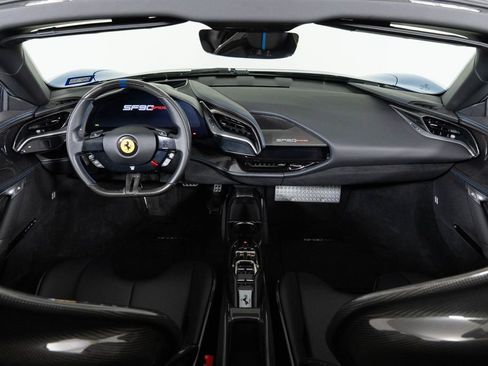 Used 2022 Ferrari SF90 Spider image 49