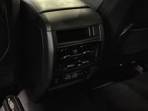 Used 2022 Jeep Grand Cherokee Overland AWD/4WD image 37