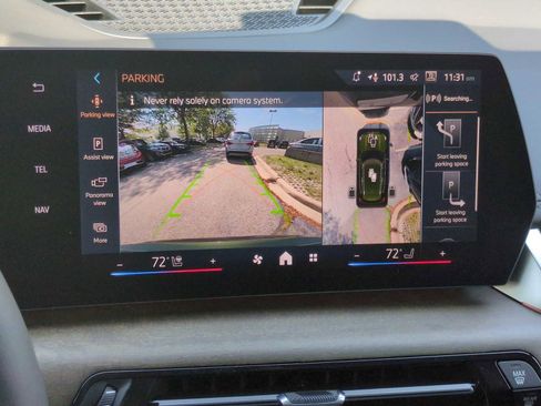 Used 2025 BMW X1 xDrive28i w/ Technology Package image 32