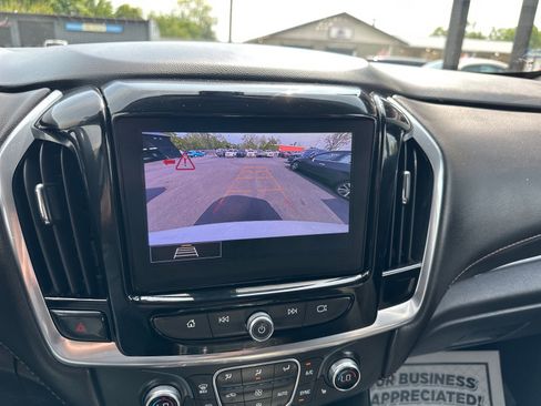 Used 2020 Chevrolet Traverse LT AWD/4WD image 31