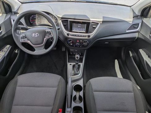 Used 2022 Hyundai Accent SE FWD image 15
