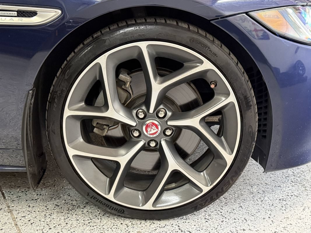 Used 2017 Jaguar XE R-Sport RWD image 32