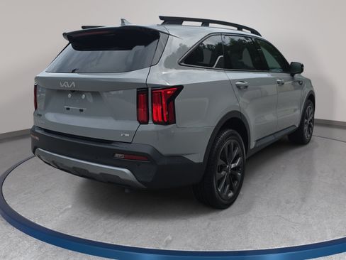 Used 2023 Kia Sorento SX Prestige AWD/4WD image 5