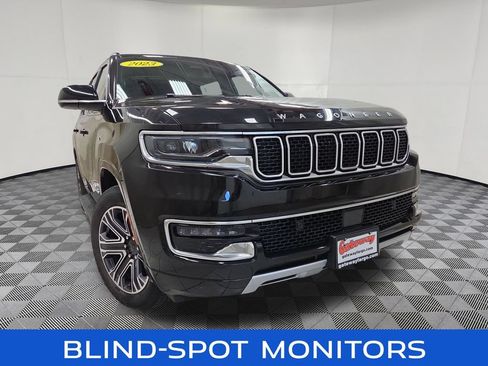 Used 2023 Jeep Wagoneer Series II AWD/4WD image 2