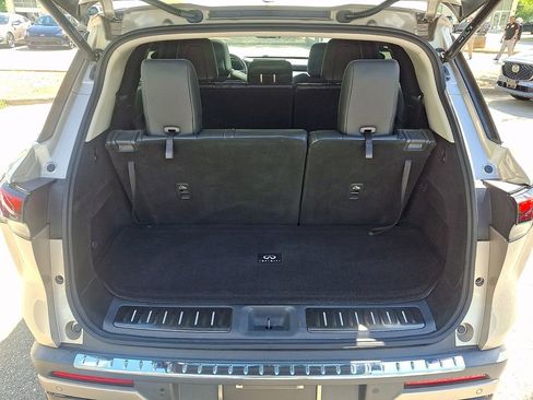 Used 2023 INFINITI QX60 Luxe FWD image 30
