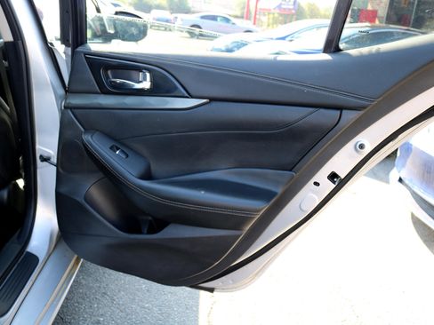 Used 2021 Nissan Maxima 3.5 SV w/ Floor Mat Group image 45