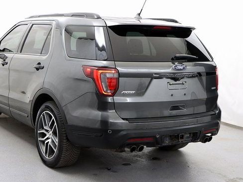 Used 2018 Ford Explorer Sport w/ Equipment Group 401A image 7