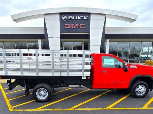 New 2026 GMC Sierra 3500 Pro w/ Convenience Package RWD image 10