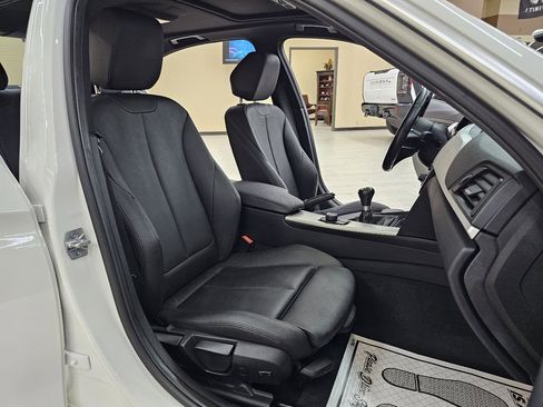 Used 2015 BMW 320i Sedan image 19