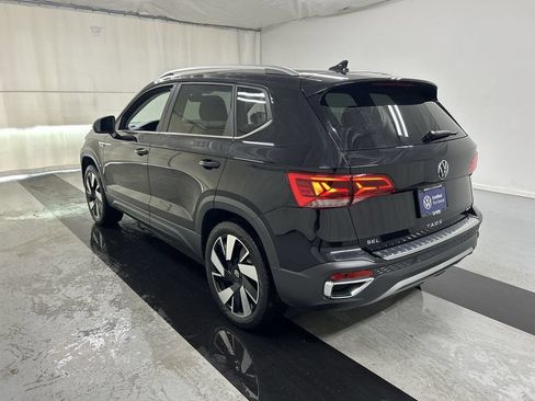 Certified 2023 Volkswagen Taos SEL AWD/4WD image 7