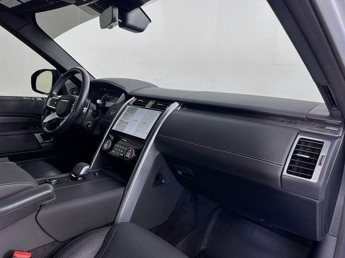 Used 2023 Land Rover Discovery S R-Dynamic image 30