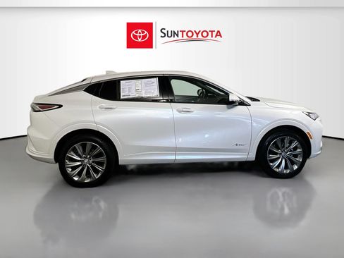 Used 2025 Buick Envista Avenir image 2