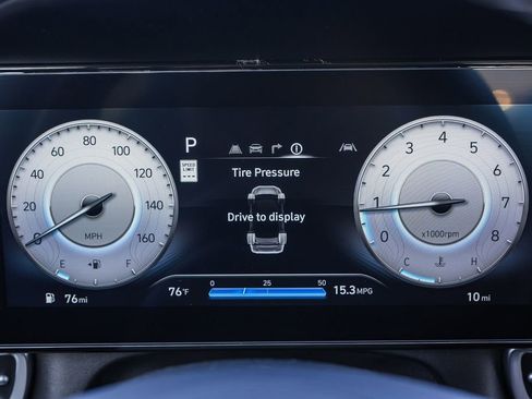 New 2026 Hyundai Elantra Limited FWD image 24
