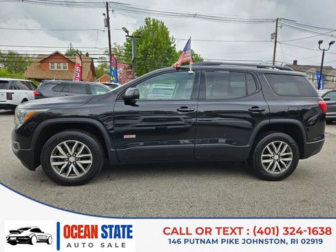 Used 2017 GMC Acadia SLE w/ Driver Alert Package I AWD/4WD image 2