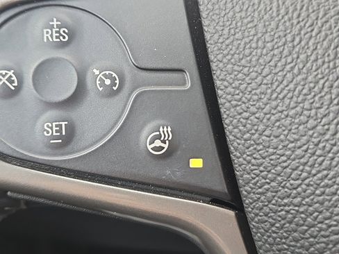 Used 2021 Chevrolet Colorado Z71 image 19