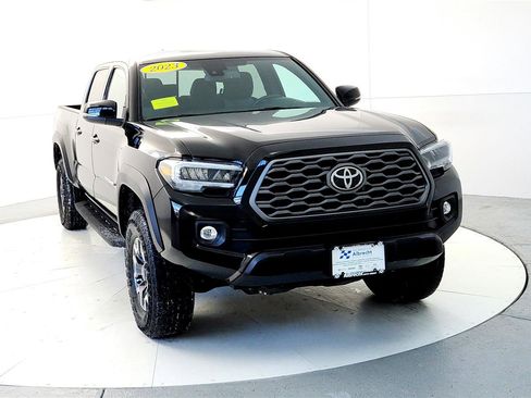 Certified 2023 Toyota Tacoma TRD Off-Road image 8