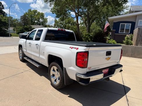Used 2015 Chevrolet Silverado 1500 LTZ w/ LTZ Plus Package AWD/4WD image 32
