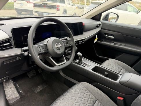 New 2026 Nissan Kicks SV w/ SV Premium Package image 14