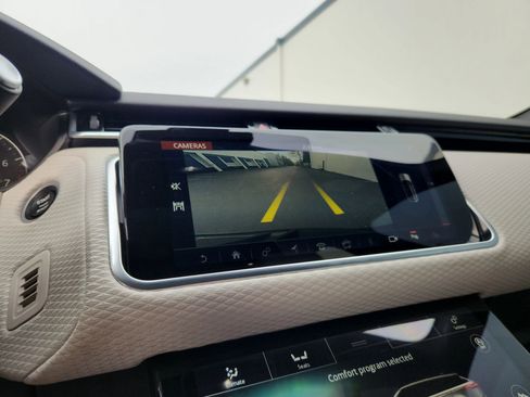 Used 2020 Land Rover Range Rover Velar R-Dynamic S image 15