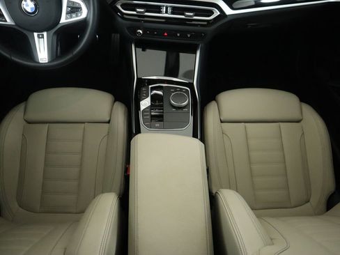 Used 2024 BMW M240i xDrive M240i image 17