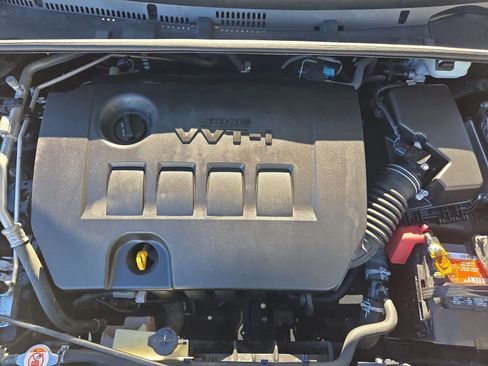 Used 2019 Toyota Corolla L image 13