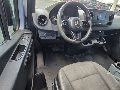 Used 2019 Mercedes-Benz Sprinter 144 Cargo image 11