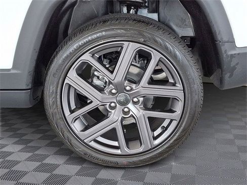 New 2026 Jeep Compass Limited image 5