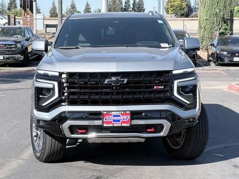 Used 2025 Chevrolet Tahoe Z71 w/ Z71 Off-Road Package AWD/4WD image 3