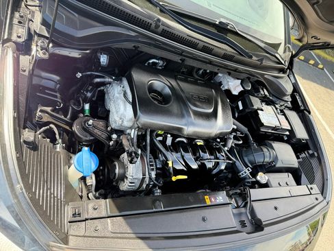 Used 2019 Hyundai Accent SE FWD image 35