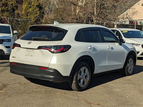 Used 2024 Honda HR-V LX image 3