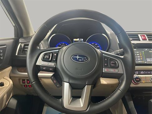 Used 2016 Subaru Outback 3.6R Limited AWD/4WD image 15