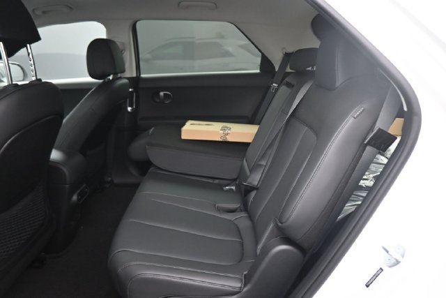 New 2027 Hyundai Ioniq 5 SEL RWD image 16