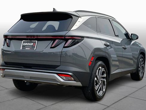 Used 2025 Hyundai Tucson Limited image 13