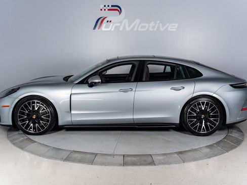 Used 2026 Porsche Panamera GTS AWD/4WD image 4