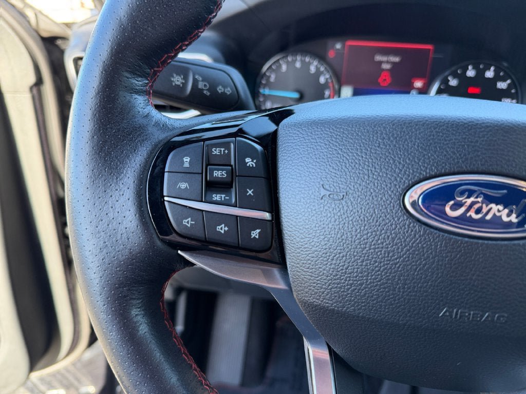 Used 2022 Ford Explorer ST-Line w/ Class IV Trailer Tow Package AWD/4WD image 15